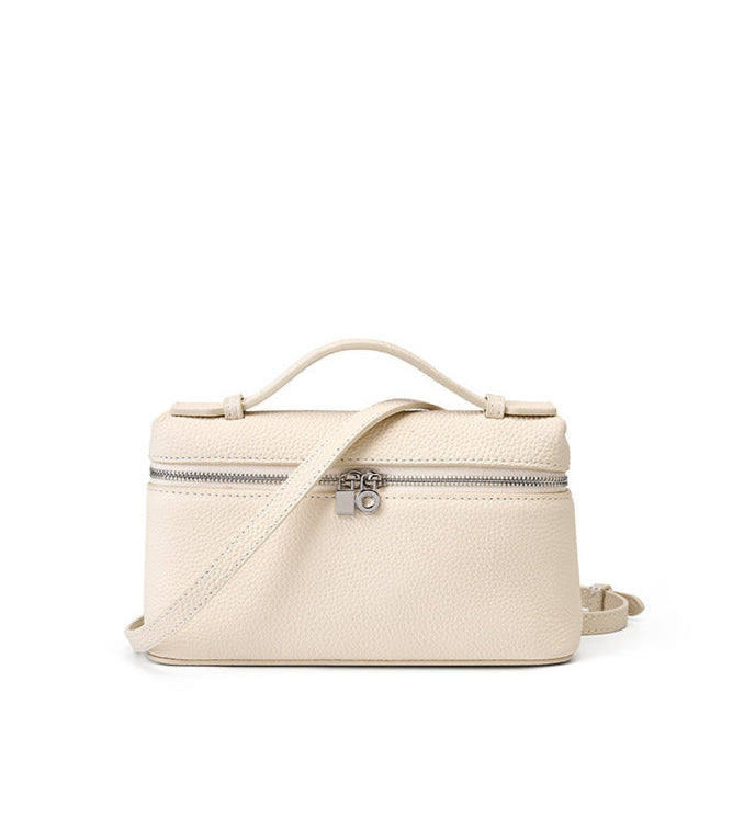 Bolsa Lorena em couro legítimo, compacta, elegante e durável. Design clássico com compartimentos internos, ideal para o dia a dia ou eventos especiais.