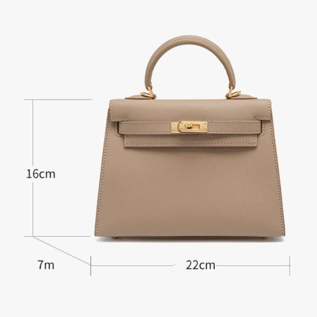 Bolsa Helena em couro legítimo, pequena, elegante e durável. Design clássico inspirado em Grace Kelly, perfeita para quem busca sofisticação atemporal.