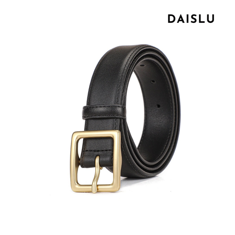 Cinto Renata em couro legítimo com fivela dourada em alloy. Sofisticado, durável e versátil, ideal para looks casuais ou formais com toque elegante.