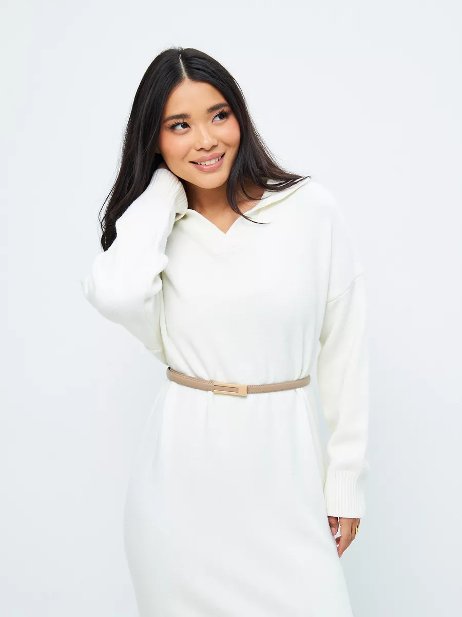 Cinto Raquel em couro legítimo, 1,5 cm de largura e 105 cm de comprimento. Minimalista e sofisticado, com fecho moderno e toque de elegância discreta.