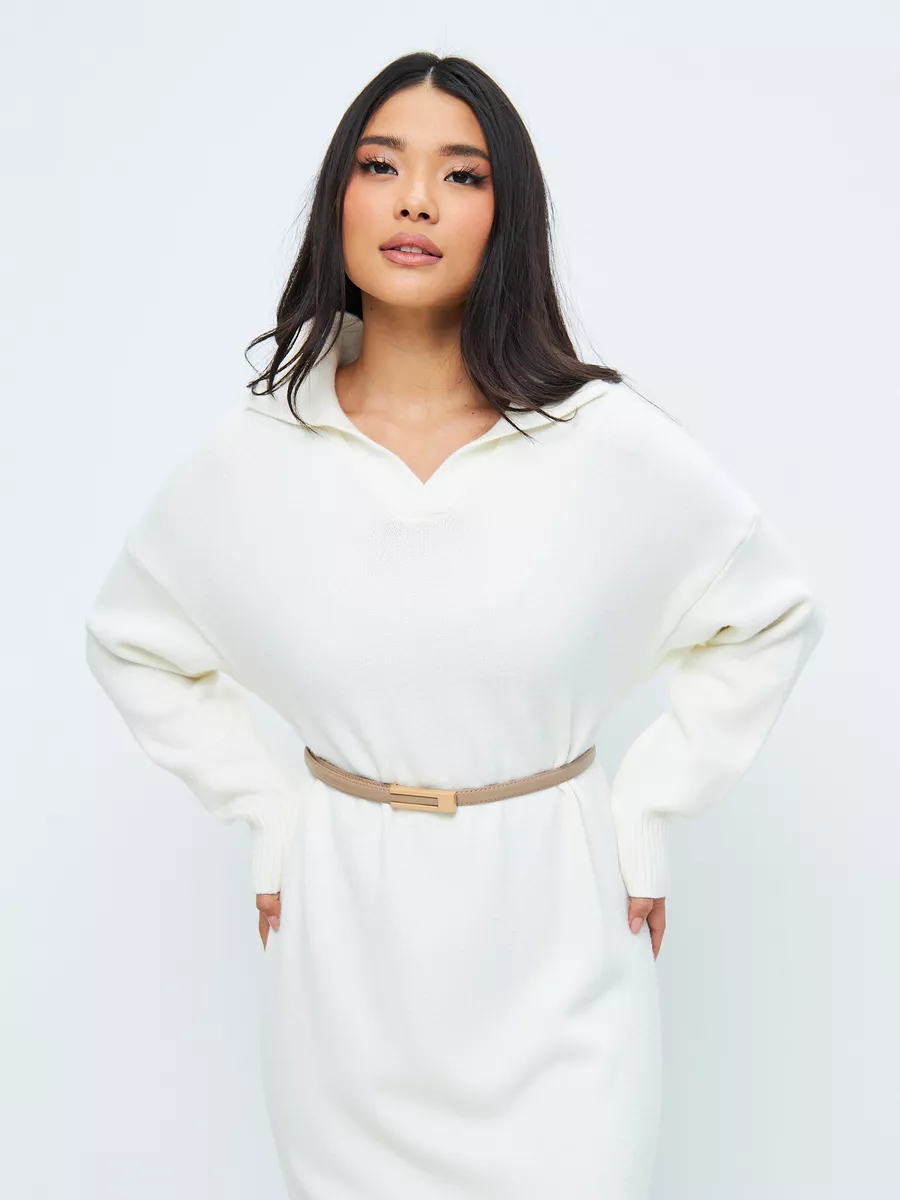 Cinto Raquel em couro legítimo, 1,5 cm de largura e 105 cm de comprimento. Minimalista e sofisticado, com fecho moderno e toque de elegância discreta.