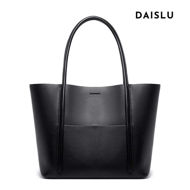 a Bolsa em Couro Letícia, uma peça que une elegância, praticidade e funcionalidade em um design sofisticado.
