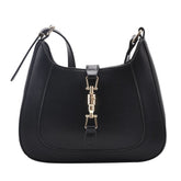 Bolsa Louise em material sintético com toque de couro, compacta e elegante. Espaçosa, prática e ideal para o dia a dia com estilo e sofisticação.