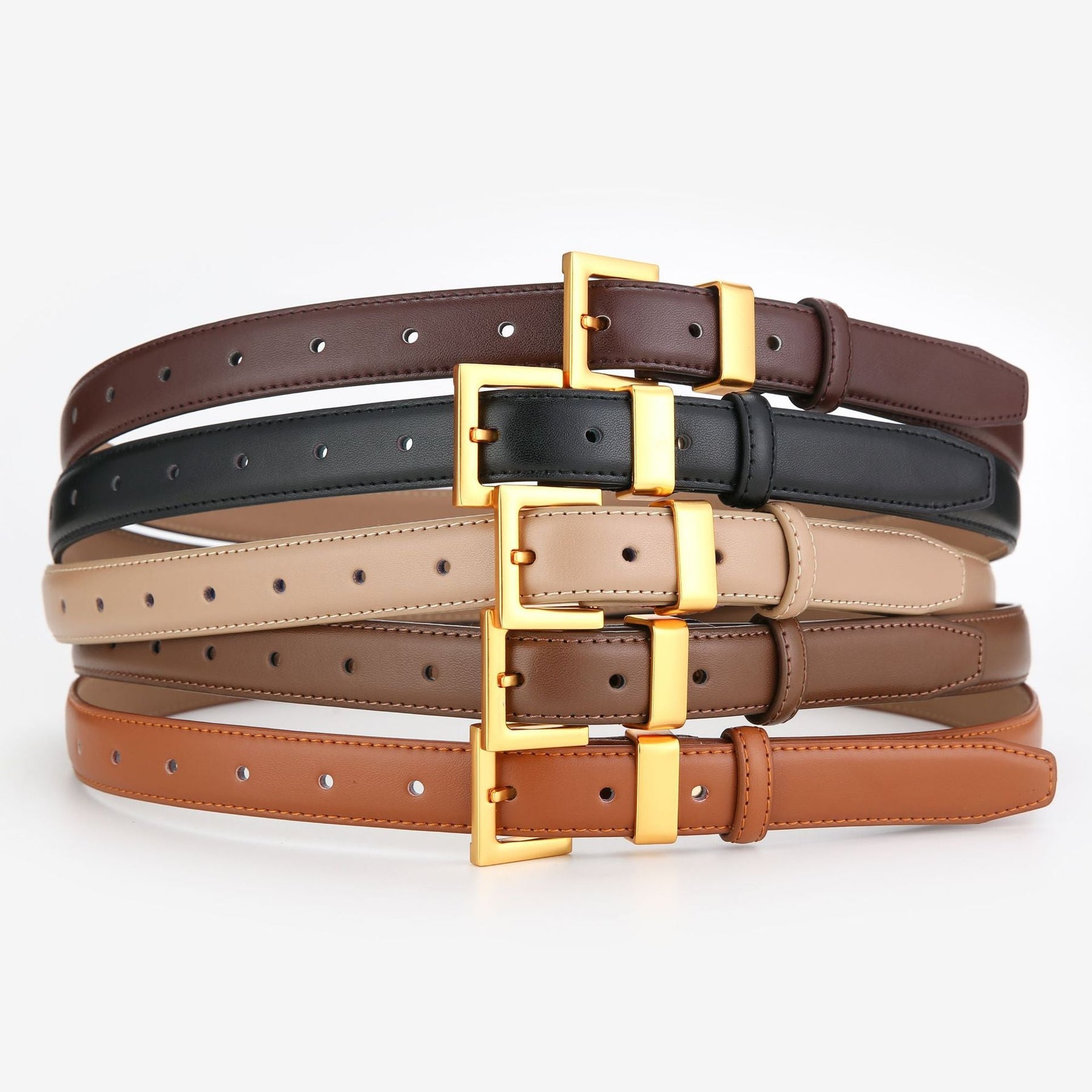 Cinto Ísis em couro legítimo com fivela dourada. Elegante, durável e versátil, ideal para looks casuais ou formais. Disponível em diversas cores.