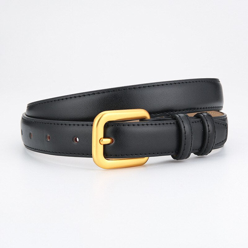 Cinto Letícia em couro legítimo, elegante e versátil. Ideal para jeans, alfaiataria ou vestidos, trazendo sofisticação e estilo a qualquer ocasião.