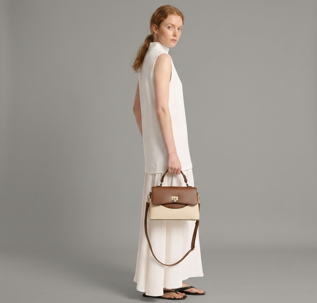 Joana Bag Leather Crossbody