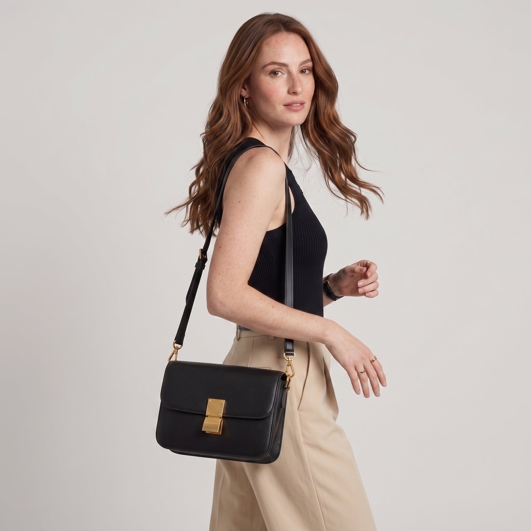 Lyselle Bucket